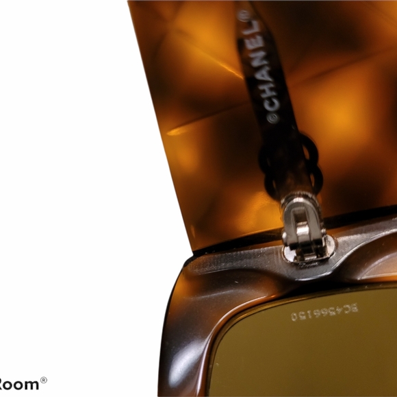 Authentic Chanel Sunglasses Style 5019 - Picture 7 of 7